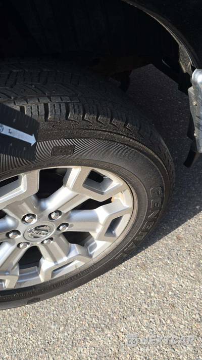 2019 Nissan TITAN XD SV Crew Cab Medium Bed - zdjęcie 19 z 23 - miniatura