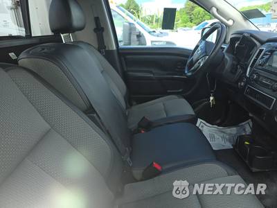 2017 Nissan TITAN S Regular Cab Long Bed - zdjęcie 8 z 35 - miniatura