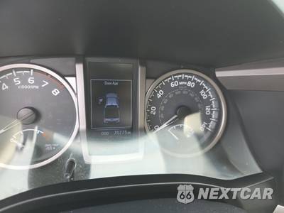 2019 Toyota Tacoma SR5 Crew Cab Medium Bed - zdjęcie 12 z 21 - miniatura