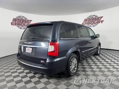2014 Chrysler Town & Country Touring L 121.2" WB - zdjęcie 7 z 45 - miniatura