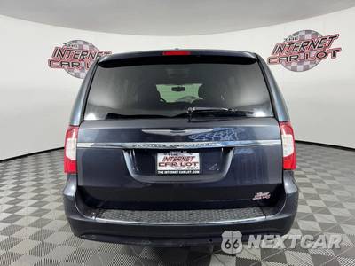 2014 Chrysler Town & Country Touring L 121.2" WB - zdjęcie 6 z 45 - miniatura
