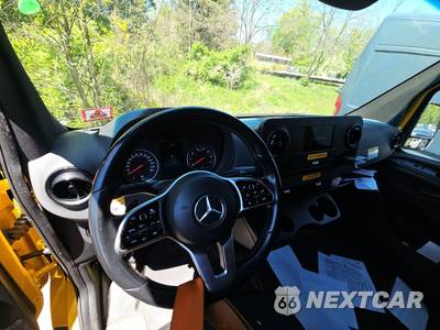 2021 Mercedes-Benz Sprinter 2500 Cargo Van High Roof 170.0" WB - zdjęcie 11 z 26 - miniatura
