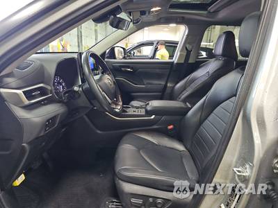 2023 Toyota Highlander XLE - zdjęcie 7 z 33 - miniatura