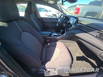2023 Toyota Camry LE - zdjęcie 8 z 37 - miniatura