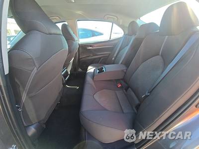2023 Toyota Camry LE - zdjęcie 13 z 37 - miniatura