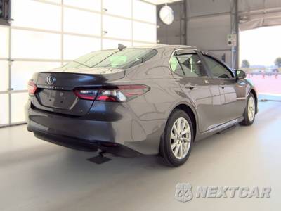 2023 Toyota Camry LE - zdjęcie 4 z 37 - miniatura
