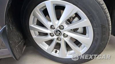2023 Toyota Camry LE - zdjęcie 27 z 37 - miniatura