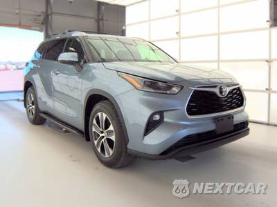 2021 Toyota Highlander XLE - zdjęcie 3 z 33 - miniatura