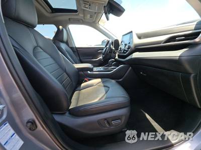 2021 Toyota Highlander XLE - zdjęcie 8 z 33 - miniatura