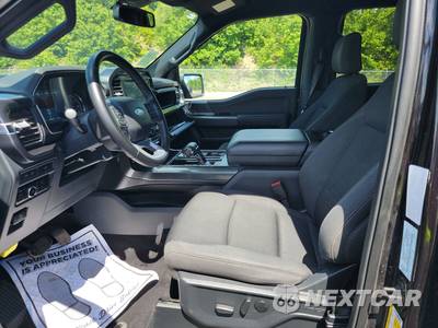 2023 Ford F-150 XLT Crew Cab Short Bed - zdjęcie 13 z 33 - miniatura