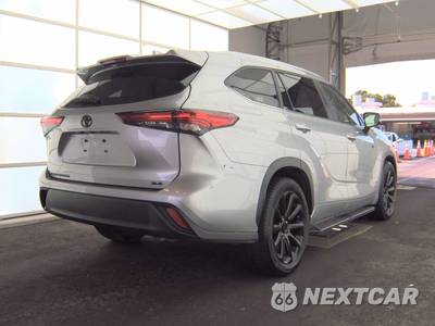 2023 Toyota Highlander XLE - zdjęcie 4 z 27 - miniatura