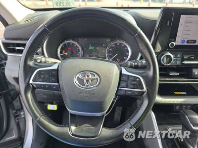 2023 Toyota Highlander XLE - zdjęcie 10 z 27 - miniatura