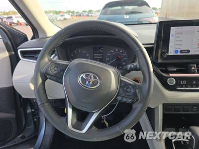 2024 Toyota Corolla Cross LE - zdjęcie 10 z 23 - miniatura