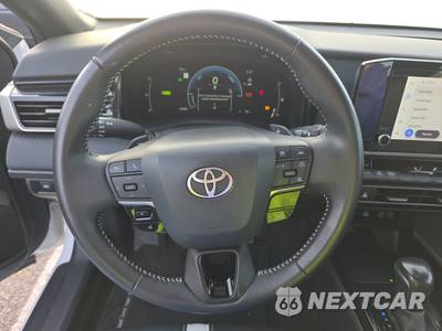 2025 Toyota Camry SE - zdjęcie 16 z 21 - miniatura