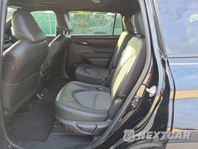 2024 Toyota Highlander XSE - zdjęcie 9 z 24 - miniatura