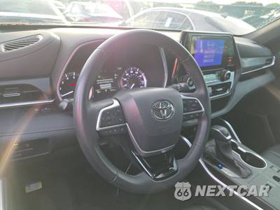 2024 Toyota Highlander XSE - zdjęcie 16 z 24 - miniatura