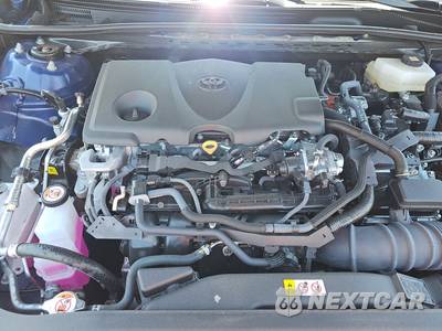 2025 Toyota Camry LE - zdjęcie 7 z 19 - miniatura