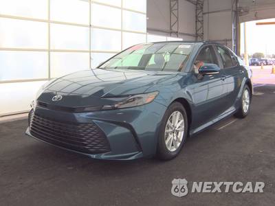 2025 Toyota Camry LE - zdjęcie 1 z 19 - miniatura