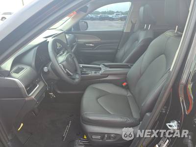 2025 Toyota Grand Highlander XLE - zdjęcie 5 z 35 - miniatura