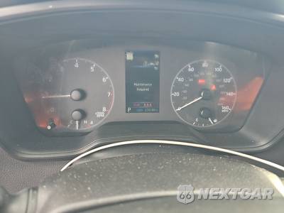 2025 Toyota Corolla LE Sedan - zdjęcie 8 z 33 - miniatura