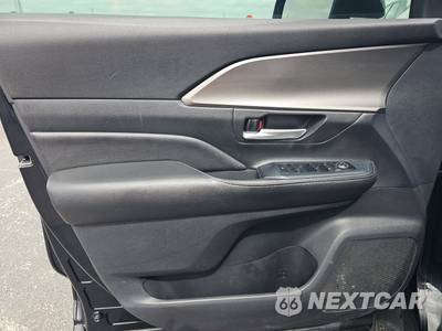 2024 Toyota Grand Highlander XLE - zdjęcie 15 z 22 - miniatura