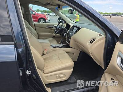 2016 Nissan Pathfinder SL - zdjęcie 14 z 46 - miniatura
