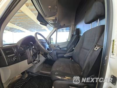 2016 Mercedes-Benz Sprinter 2500 Cargo Van Standard Roof 144.3" WB - zdjęcie 7 z 37 - miniatura
