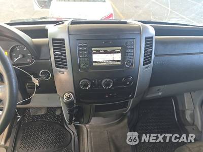2016 Mercedes-Benz Sprinter 2500 Cargo Van Standard Roof 144.3" WB - zdjęcie 11 z 37 - miniatura