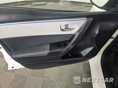 2015 Toyota Corolla LE - zdjęcie 9 z 37 - miniatura