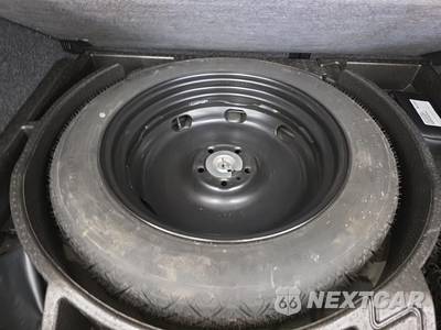 2012 Volkswagen Tiguan LE - zdjęcie 14 z 23 - miniatura