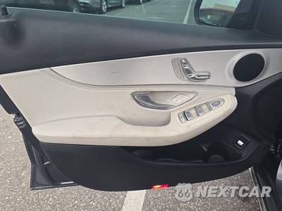 2015 Mercedes-Benz C 300 4MATIC Sedan - zdjęcie 9 z 24 - miniatura