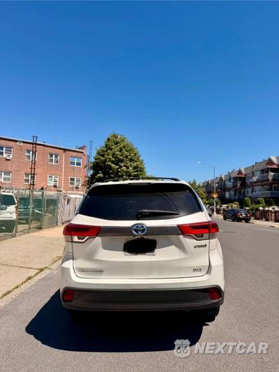 2019 Toyota Highlander Hybrid XLE - zdjęcie 3 z 20 - miniatura