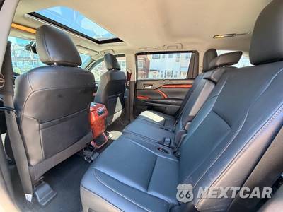 2019 Toyota Highlander Hybrid XLE - zdjęcie 7 z 20 - miniatura
