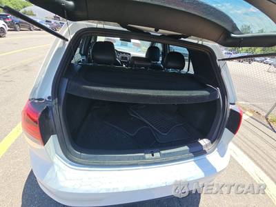 2017 Volkswagen Golf GTI Sport Hatchback - zdjęcie 16 z 35 - miniatura