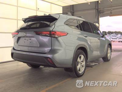 2021 Toyota Highlander LE - zdjęcie 4 z 27 - miniatura