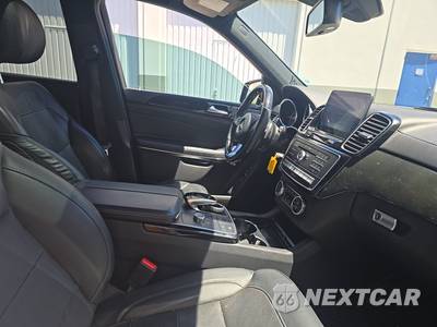 2019 Mercedes-Benz GLS 550 4MATIC - zdjęcie 8 z 25 - miniatura