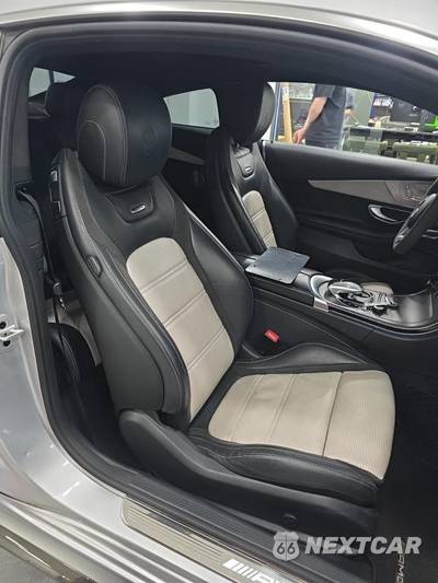 2017 Mercedes-Benz AMG C 63 S Coupe - zdjęcie 44 z 44 - miniatura
