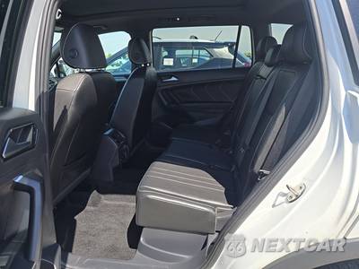 2022 Volkswagen Tiguan SE R-Line Black - zdjęcie 13 z 22 - miniatura