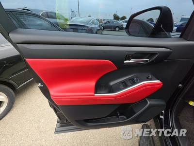 2022 Toyota Highlander XSE - zdjęcie 9 z 26 - miniatura
