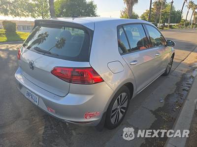 2016 Volkswagen e-Golf SE Hatchback - zdjęcie 4 z 27 - miniatura