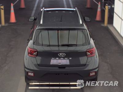 2026 Hyundai Venue SEL - zdjęcie 5 z 18 - miniatura