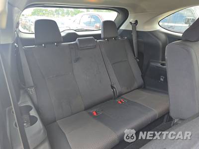 2023 Toyota Highlander LE - zdjęcie 20 z 29 - miniatura