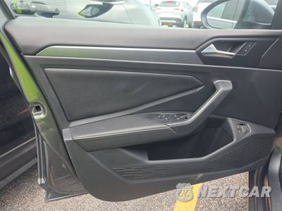 2024 Volkswagen Jetta SE - zdjęcie 9 z 18 - miniatura