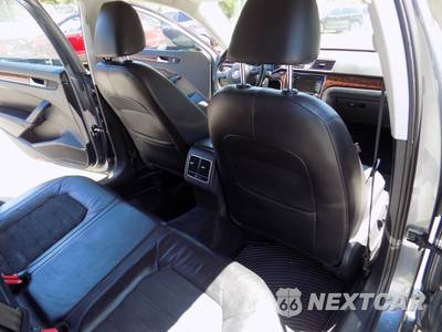 2013 Volkswagen Passat TDI SEL Premium - zdjęcie 16 z 20 - miniatura