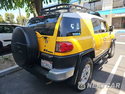 2007 Toyota FJ Cruiser w/Rear Doors - zdjęcie 4 z 38 - miniatura