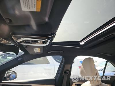 2025 Mercedes-Benz C 300 4MATIC - zdjęcie 20 z 25 - miniatura