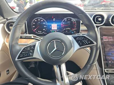 2025 Mercedes-Benz C 300 4MATIC - zdjęcie 10 z 25 - miniatura
