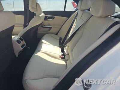 2025 Mercedes-Benz C 300 4MATIC - zdjęcie 13 z 25 - miniatura