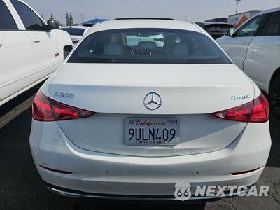 2025 Mercedes-Benz C 300 4MATIC - zdjęcie 5 z 25 - miniatura