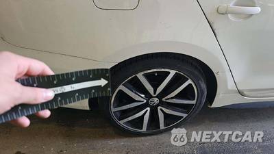 2014 Volkswagen Jetta GLI Autobahn Sedan w/Navigation - zdjęcie 33 z 40 - miniatura